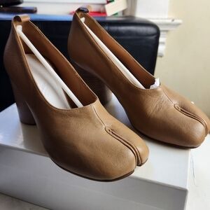 Maison Martin Margiela Tabi pumps size 39 BNWB